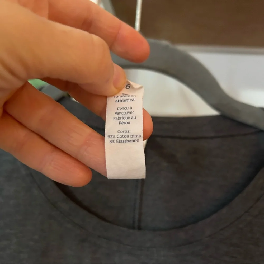 Lululemon Women's 6 Gray Grey High Low Long Sleeve Flowey Gym Shirt Top - Picture 4 of 5